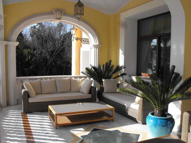 Grand President Hotel 4*