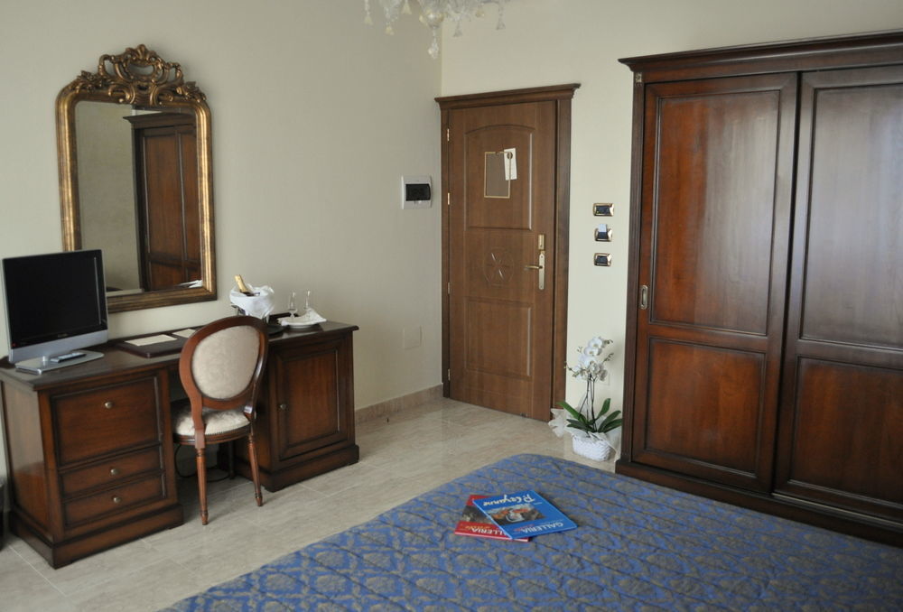 Hotel Grand President 4*